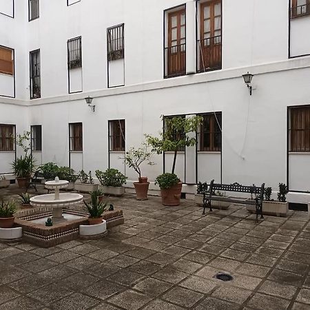 Apartamento Puerta Real 塞维利亚 外观 照片